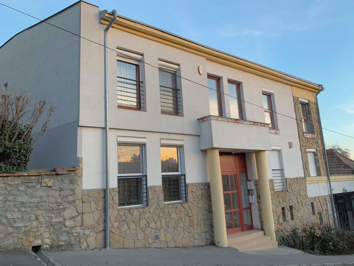 شقة St. Peter Apartman بيتْش المظهر الخارجي الصورة